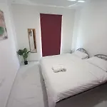 Maron 32 Apartament *