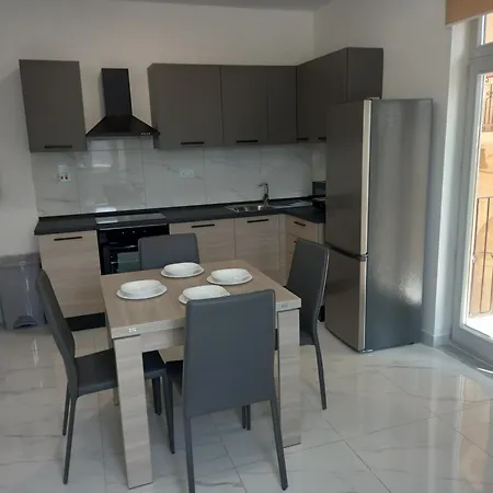 Apartment Maron 32 *